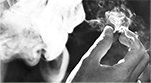 Comment puis-je éviter d'inhaler la fumée du cigare?
